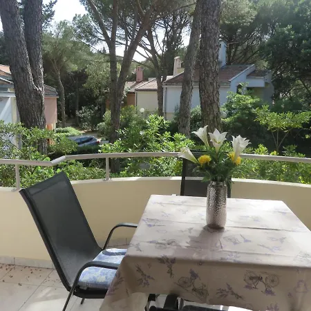 Апартаменты Soline Beach