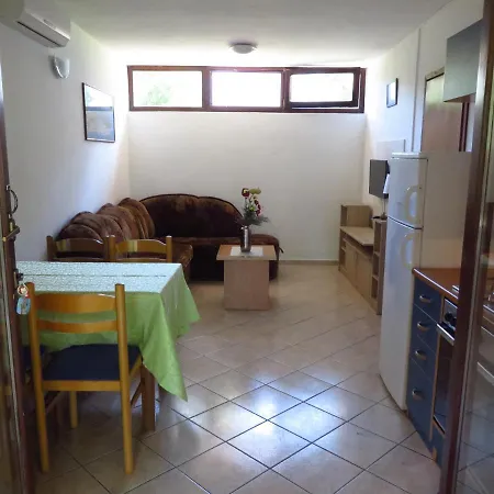 Soline Beach Apartament