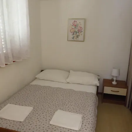 Soline Beach Apartament *