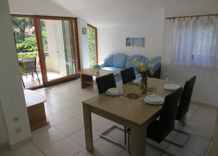 Lägenhet Soline Beach *